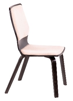 Деревянный стул с обивкой из ткани. Цвет крем-брюле.