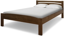 Деревянная кровать в современном стиле из массива сосны