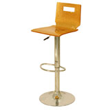 Барные стулья, оригинального дизайна. 
Особенность стула прозрачность сиденья и спинки. Цвет: золотой
Размер: 37*34*104 
Производство: Китай.

