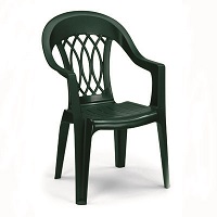 Элегантное кресло из пластика 