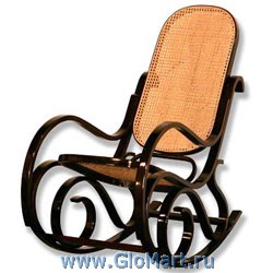 Кресло-качалка из ротанга. Материал: Гнутая фанера, ротанг. Цвет: Темный орех.  Производитель: Тайвань 
