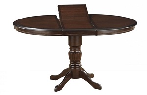 Обеденный деревянный стол 