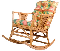 Кресло-качалка с подушкой. Цвет каркаса - Коньяк. 