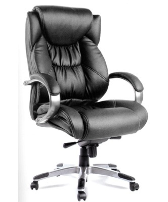 Кресло офисное. Сидение и спинка выполнены из кожи. Цвет черный. Ножки металлические.