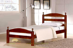 Односпальная кровать из экологически чистого массива гевеи