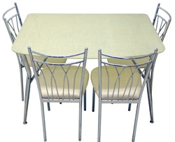 Обеденная группа с прямоугольным стеклянным столом и 4-мя стульями.  Размер (д-ш-в): 120х87х75 см.Цвет столешницы и стульев молочный.  