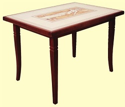 Стол обеденный деревянный с керамической плиткой. 