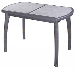 Обеденный стол из МДФ и керамической плитки.