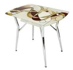 Обеденный стол с абстрактным рисунком на стеклянной столешнице. Органичное переплетение кофейного, молочного и желтого цвета.