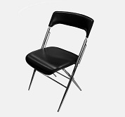 металлический складной стул черного цвета