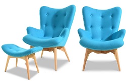 Комплект: кресло и банкетка с обивкой из ткани. Цвет голубой.