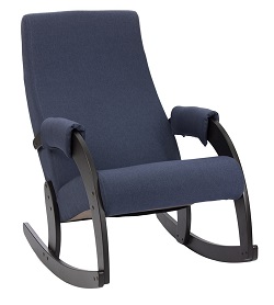 Кресло-качалка из ткани.