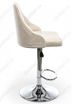 Барный стул с мягким сиденьем, обтянутым бежевой тканью. Опора хромированная металлическая