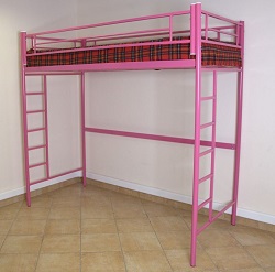 Металлическая кровать-чердак. Цвет розовый.