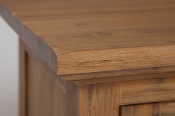 Шкаф-витрина деревянная