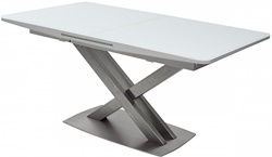 Обеденный стол из стекла и металла с автоматической системой раскладывания