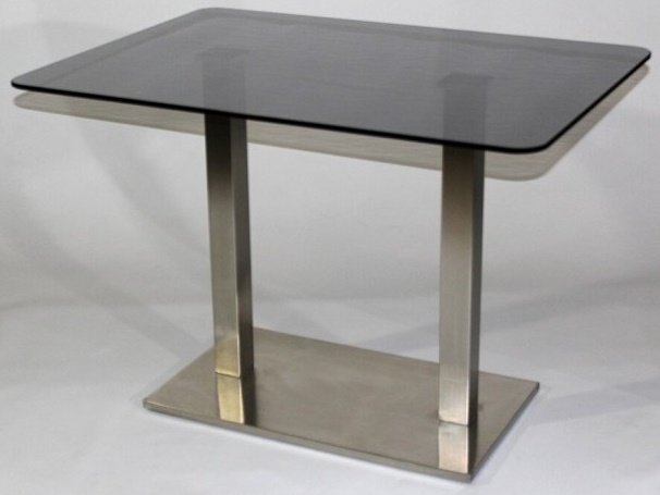 Стеклянный обеденный стол, столешница закаленное стекло, цвет серый, каркас и квадратная опора из нержавейки