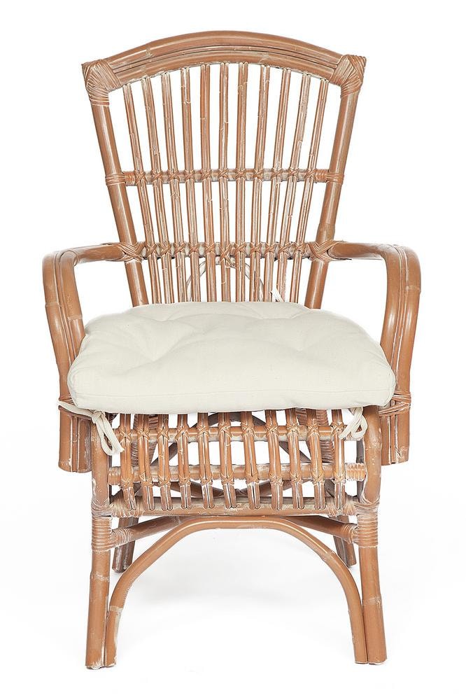 Кресло с высокой спинкой из натурального ротанга с мягким сиденьем 