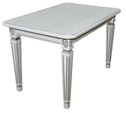 Нераскладной обеденный стол. Цвет белый/серебро.