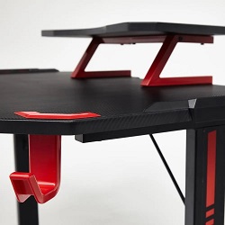 Компьютерный стол с полкой. Цвет черный/красный. Элементы декора.