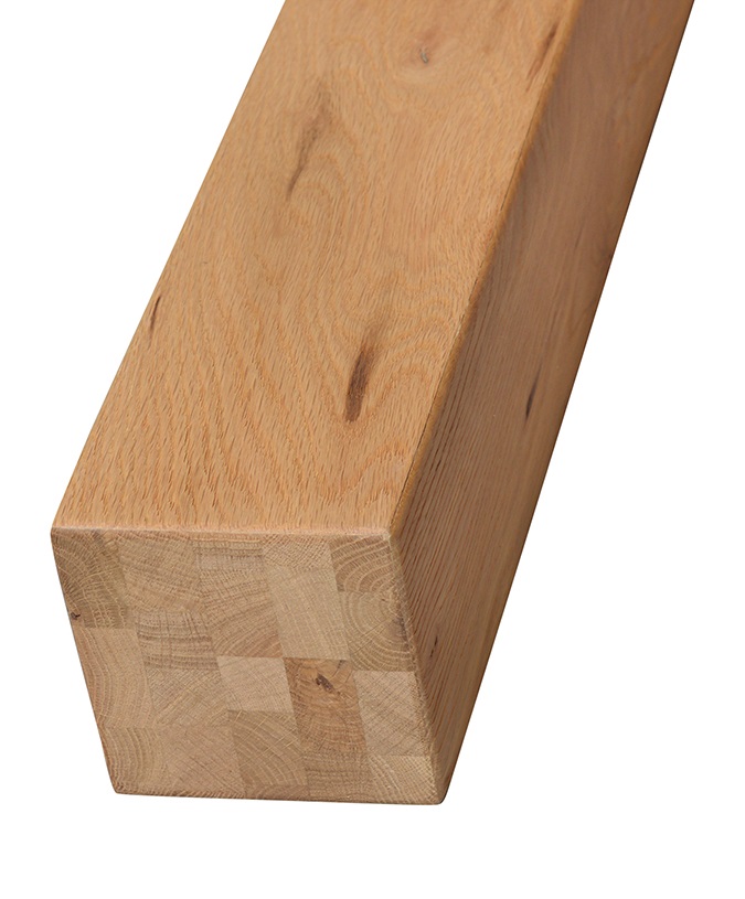 Деревянный обеденный стол. Ножка из дуба.
