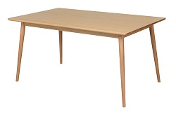Обеденный деревянный стол. Цвет натуральный.