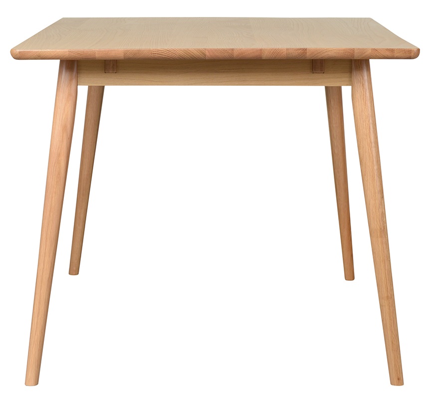 Обеденный деревянный стол. Цвет натуральный.