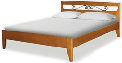 Деревянная кровать с кованным декором SH-74174