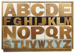 Разноцветный комод 10 ящиков из массива березы, декорирован буквами английского алфавита