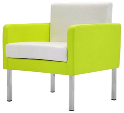 Кресло с мягким сиденьем, спинкой и подлокотниками на металлических ножках