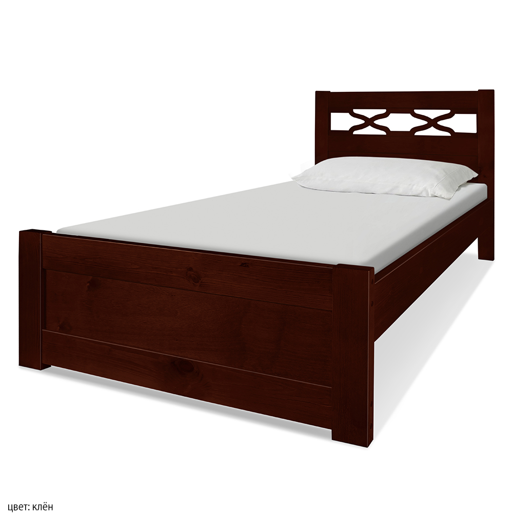 Деревянная кровать в классическом стиле. Цвет: клен
