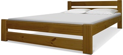 Деревянная кровать в современном стиле из массива сосны
