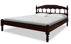 Деревянная кровать с ажурным изголовьем SH-74199