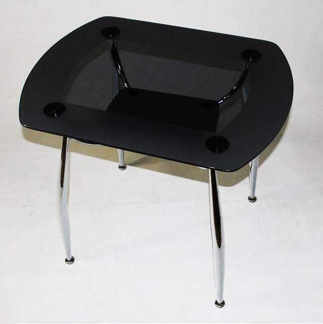 Прямоугольный серый стеклянный стол с матовым кантом и матовым подстольем.