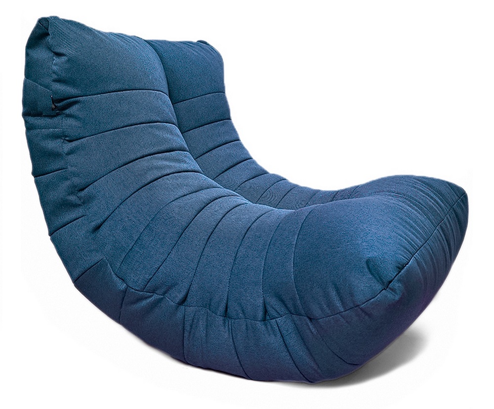 Бескаркасное кресло-кокон. Цвет синий.
