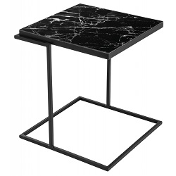 Журнальный столик со столешницей и основанием квадратной формы, соединенные  друг с другом тонкими цельнолитыми конструкциями. Цвет черный.  