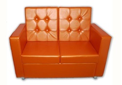 Банкетка-диванчик для прихожей. Цвет оранжевый.