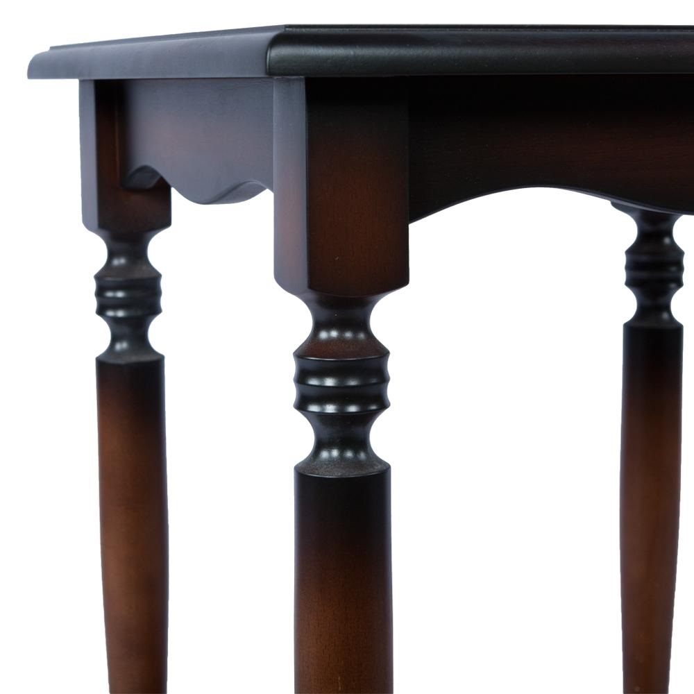 Фрагмент стола: ножки изготовлены из МДФ. Цвет: Орех.