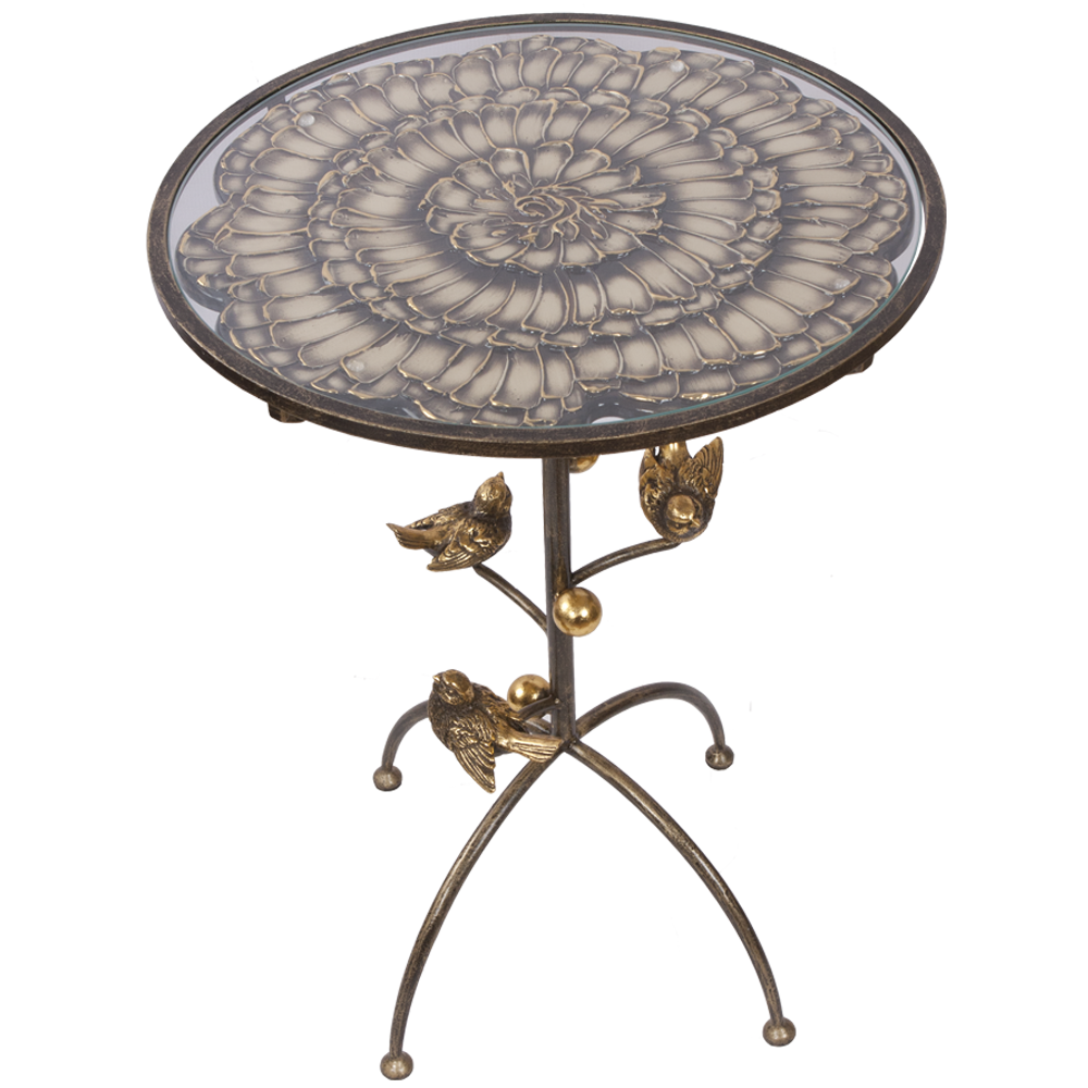 Круглый столик с декорированными элементами. Материалы: кованая сталь, мрамор, стекло.