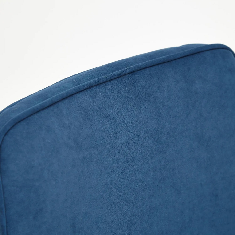 Обивка: мебельная ткань флок синего цвета.