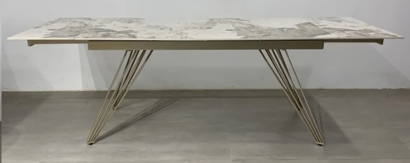 Большой раскладной керамический стол. Цвет бело-коричневый мрамор/шампань.