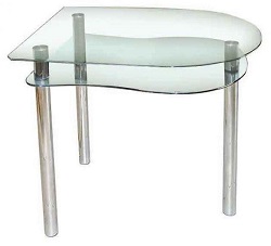Стол обеденный неправильной формы. Столешница - закалённое стекло. Ножки - металл.