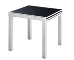 Стол обеденный, раздвижной. Цвет столешницы: черное стекло. Каркас: металлический.
Размер: ширина 75см., длина 75/150 см, высота 75 см. Производство: Китай.