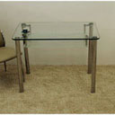 стеклянные обеденные столы Джени-039. Стекло закаленное 12мм, с отделкой. Цвет полочки матовый. Покрытие ножек стола: хром. Размер 100*65*75 (см).