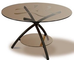 Журнальный  круглый стол со стеклянной столешницей. Материалы: стекло,   металл. Цвет: черный / тонированное стекло.