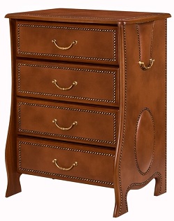 Комод цвета орех