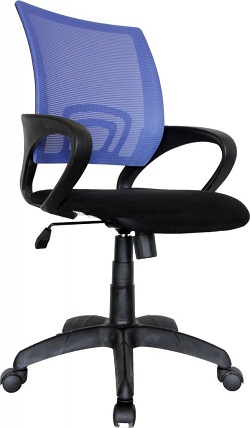 Офисное кресло со спинкой из синей сетки