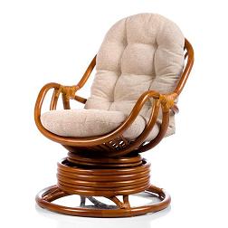 Кресло-качалка из ротанга с подушкой. Цвет корпуса - Коньяк.