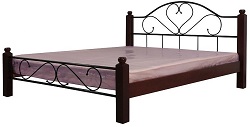 Кровать из сосны с металлической ковкой, две спинки.