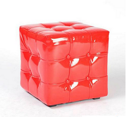 Квадратный пуфик куб на жестком каркасе. Материал: искусственная кожа. Размер: 40*40*44 см. 